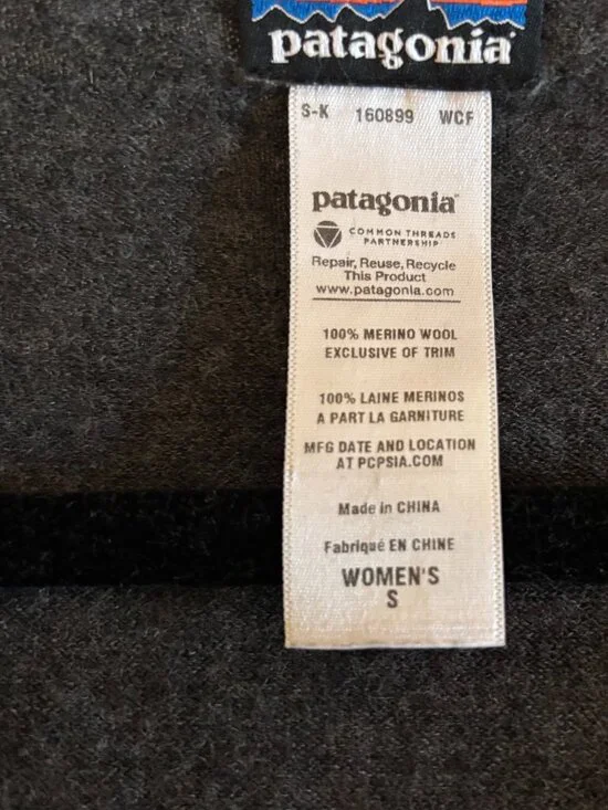 100% Merino Wool Patagonia Cardigan - Picture 3 of 3